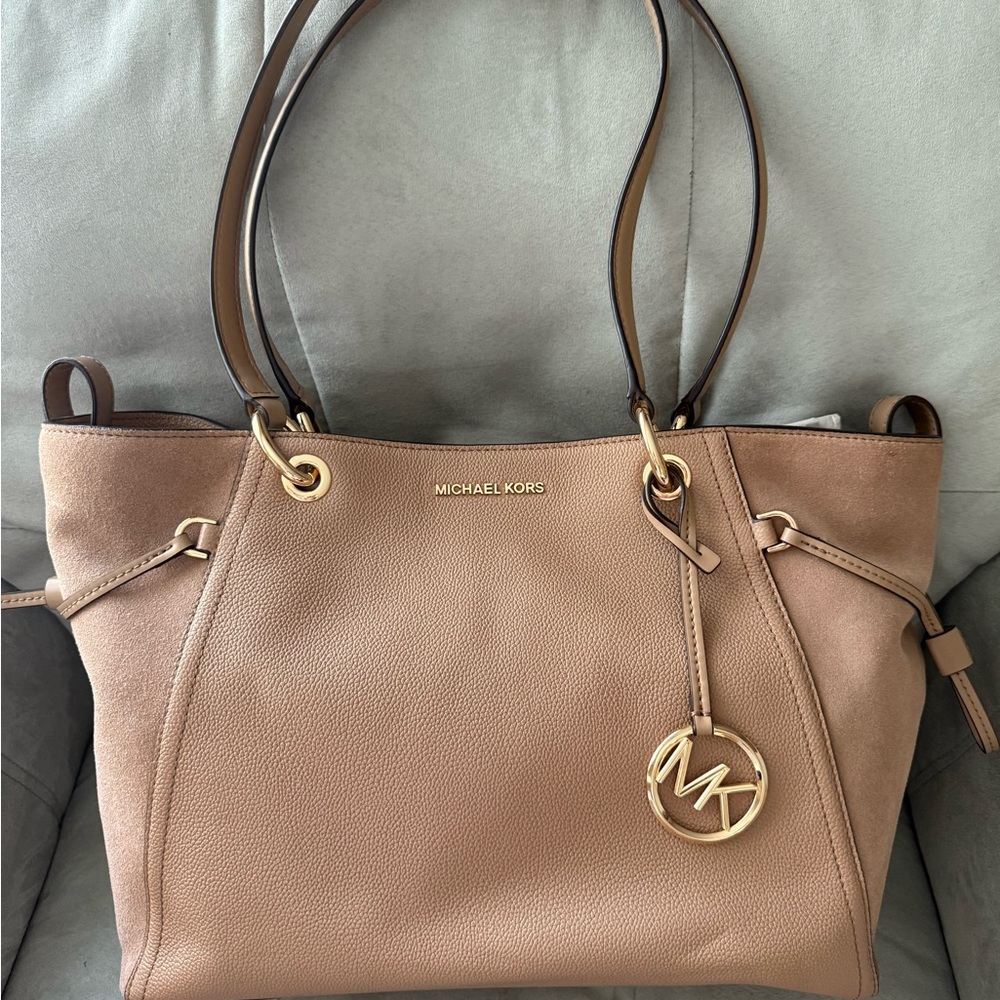 SALE🌸Michael Kors Dark Khaki Nicole Leather Tote